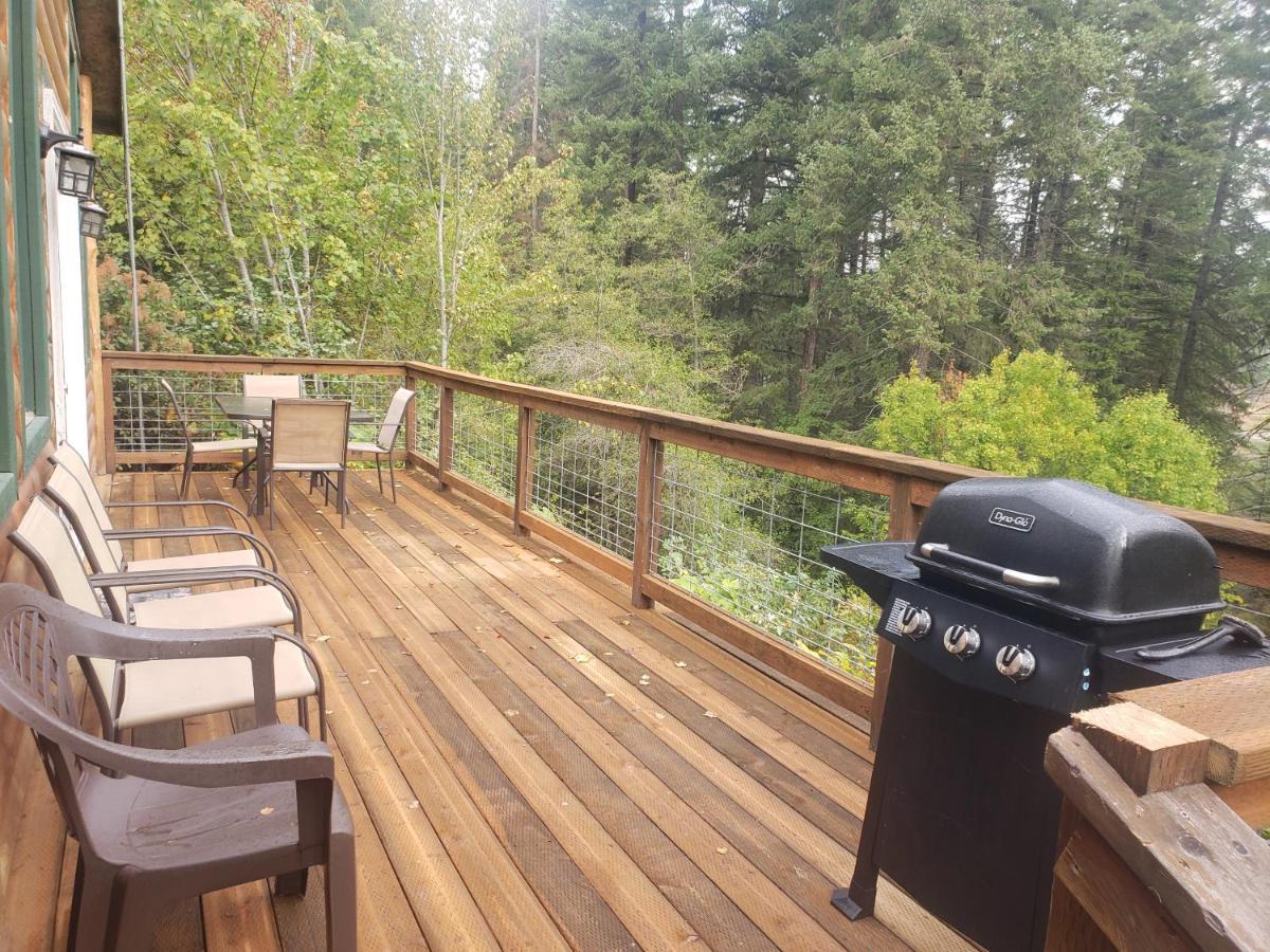 Riverfront Motel & Cabins Thompson Falls ภายนอก รูปภาพ