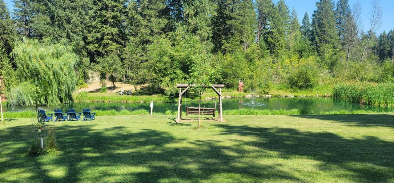 Riverfront Motel & Cabins Thompson Falls ภายนอก รูปภาพ
