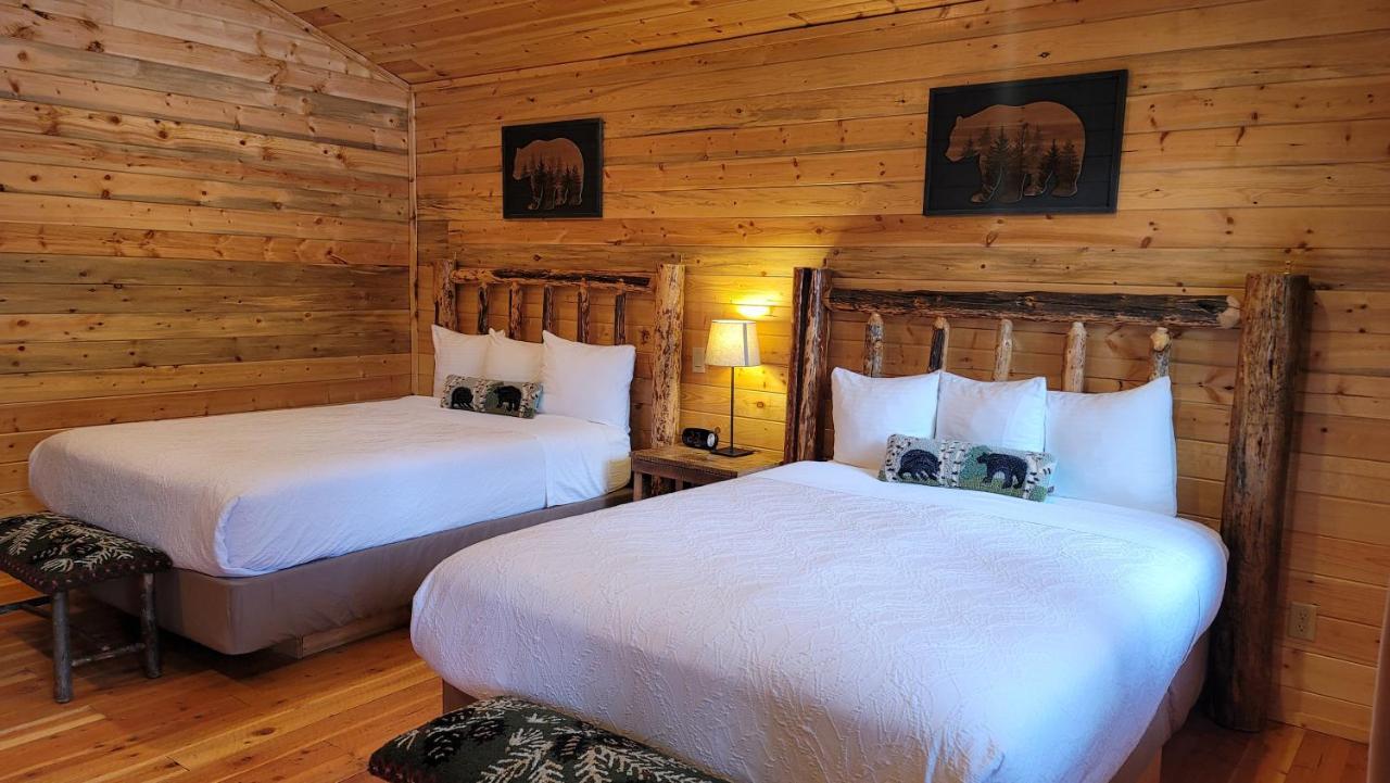 Riverfront Motel & Cabins Thompson Falls ภายนอก รูปภาพ