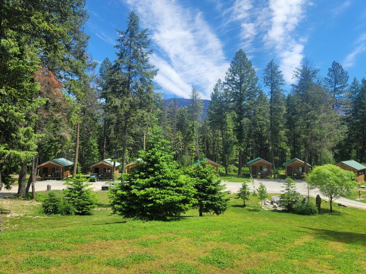 Riverfront Motel & Cabins Thompson Falls ภายนอก รูปภาพ